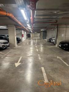 Prodajem tri spojena garažna mesta na Detelinari